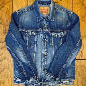 Levi’s Men’s  Classic Denim Trucker Jacket Size M